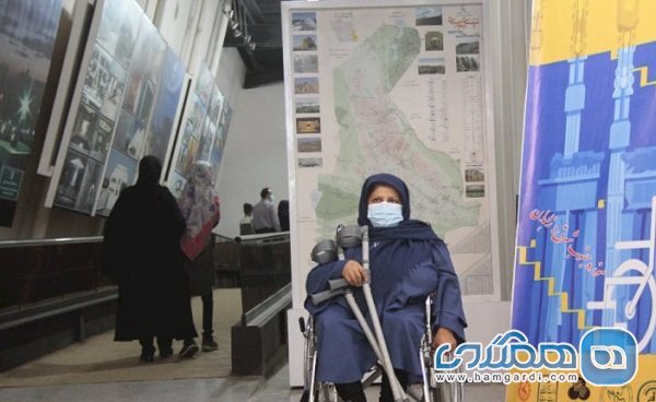 بازدید معلولان از موزه منطقه ای جنوب شرق در زاهدان