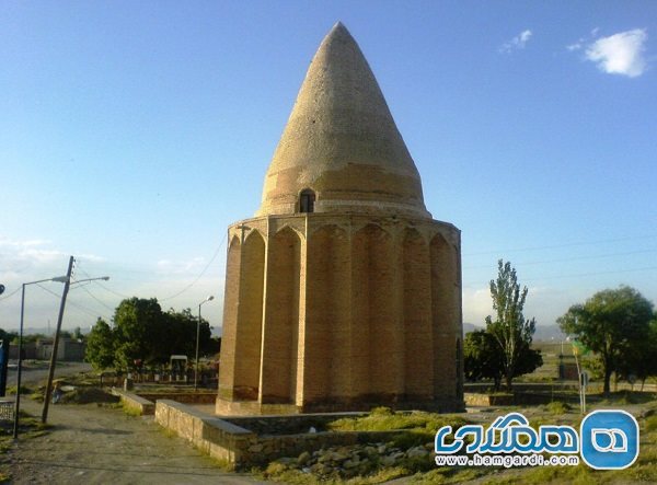 امامزاده اظهر بن علی یکی از جاذبه های مذهبی استان همدان به شمار می رود